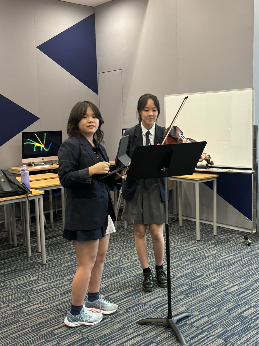 Inter-house  music preparation off to an excellent start! Well done to our House music team who have done a brilliant job over the last two days organising and leading @Harrow_HK @HarrowHKMusic @HHKSPastoral