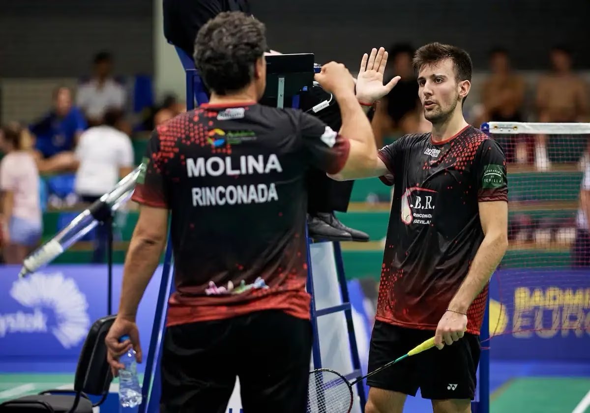 🏸 ¡El domingo estaremos con el PARTIDO 𝘿𝙀𝘾𝙄𝙎𝙄𝙑𝙊 por la permanencia del <a href="/cbparacuellos/">CB Grupo ANT - Paracuellos</a>!

📅 DH TOP 10 <a href="/iberdrola/">Iberdrola</a>
🆚 <a href="/clubbadmintongr/">Club Badminton Granada</a>
⌚ 11:30h
📍 Paracuellos del Jarama

📺 <a href="/badmintonspain/">BadmintonSpain</a>

Pista 1: bitly.ws/3gjRo 📌

P2: bitly.ws/3gjRu📌

#CorreLaVoz