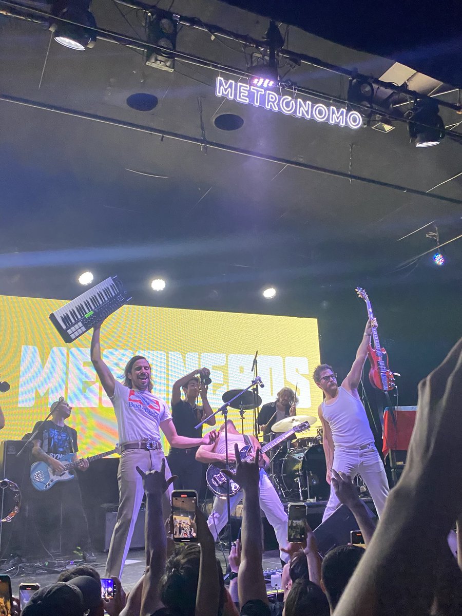 idzem's tweet image. Un concierto increíble! Los Amo❣️
@LOSMESONEROS