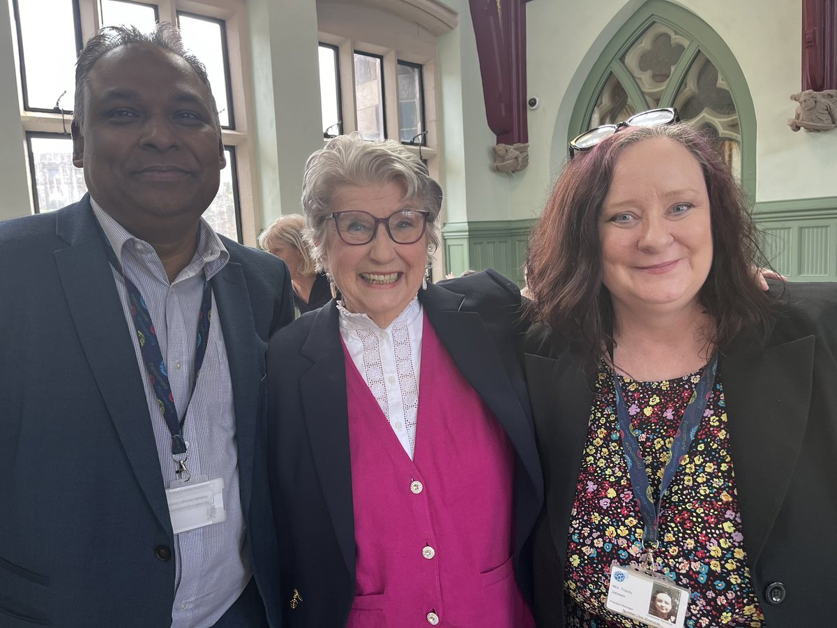 Here is the fabulous Helen Humphries, Chair of our Fostering Panel and who has just got the Lifetime Achievement Award for 50 years in Social Work with @AbuSiddique77 our AD CSC and Tracey Johnson, Head of Fostering #WorldSocialWorkDay2024