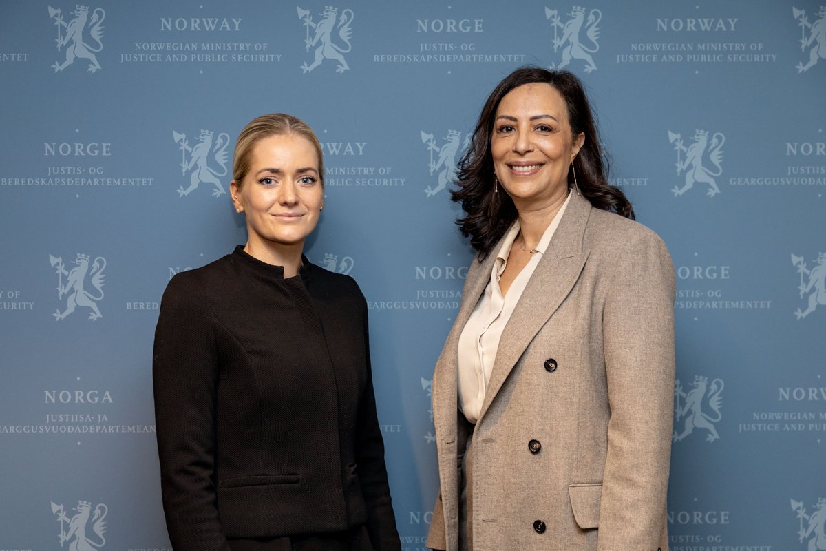 🇳🇴 Minister of Justice Emilie Mehl met with 🇲🇦 Ambassador @nabifreidji today. Bilateral cooperation on police and migration among the talking points. Thank you for the opportunity to strengthen our ties.