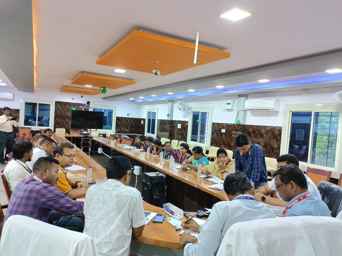 The BLBC meeting of March -24 closing was held today. The LDM and Dy GM, NABARD attended the meeting.At block level BDO, ABDO and other line Deptt officers attended, Discussion - SHG loan, Mo Scooter Yojana, KCC, MKUY, SWAYAM, Mo Ghara, BALARAM.