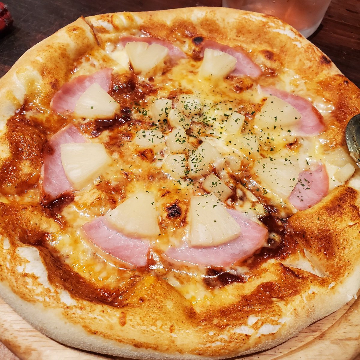 Daily reminder pineapple belongs on pizza