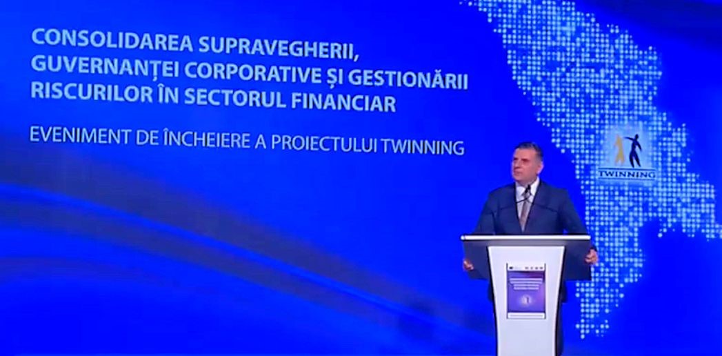 asf_romania's tweet photo. Alexandru Petrescu, Președintele ASF, a participat la evenimentul de încheiere a proiectului Twinning „Consolidarea supravegherii, guvernanței corporative și gestionării riscurilor în sectorul financiar”, destinat Republicii Moldova. 
https://t.co/zJrS1UOw3i https://t.co/1kPKlXwfVT