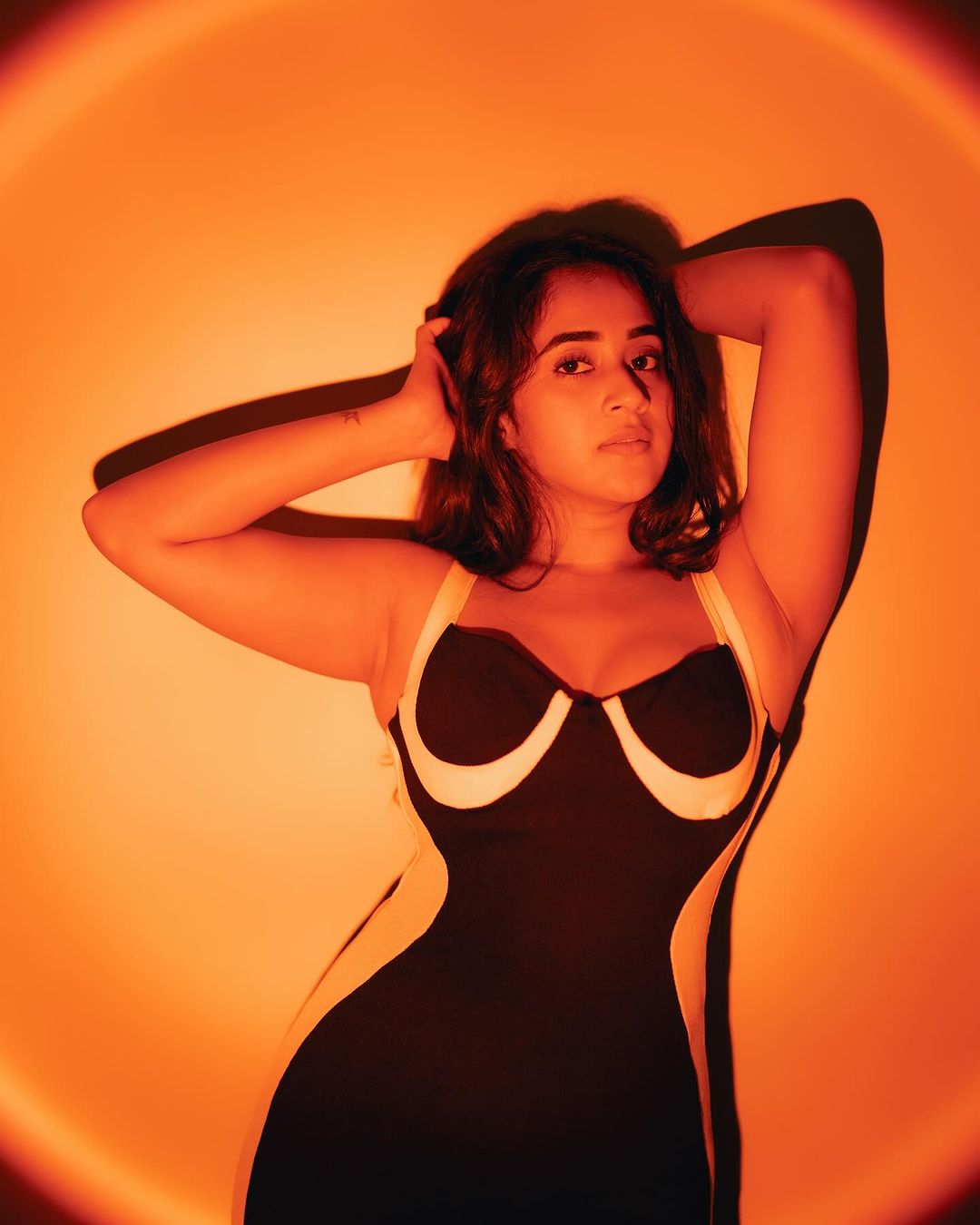 GJCQbXAacAAZT6_?format=jpg&name=large