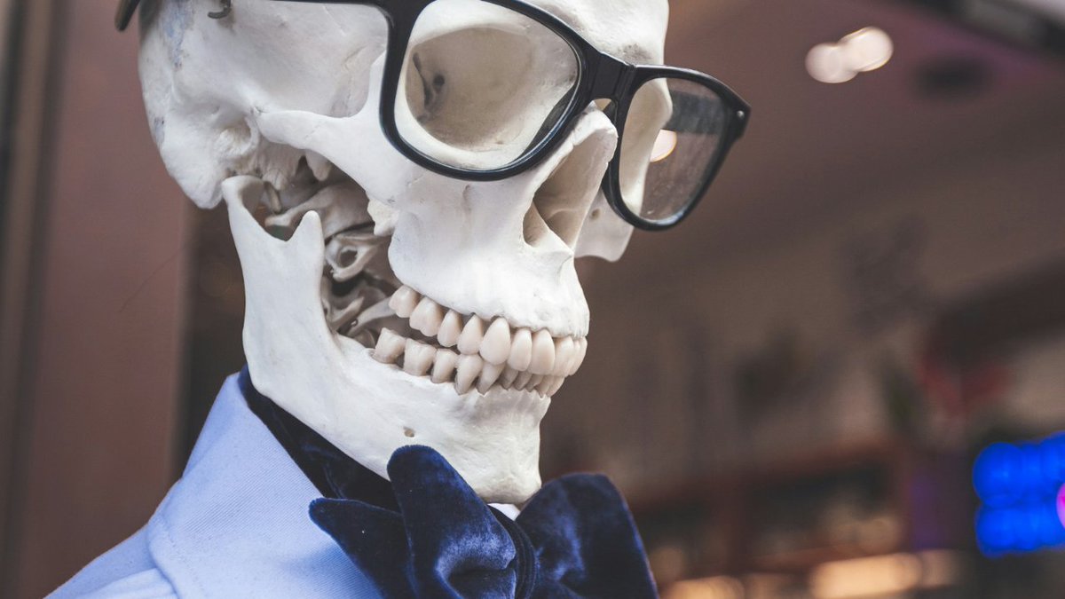 Sí, lo sabemos, aún es martes... Por ello, os dejamos un meme que esperamos que amenice el fin del día.

"Cuando estás programado una red informática y se cae Internet"

#meme #redesinformáticas #fpaspasia #FelizMartes