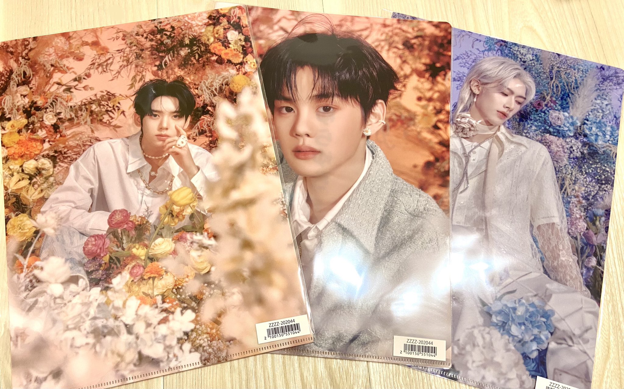 ゼベワン ZB1 アルバム PREZENT新品未開封 30枚クリアファイル付き