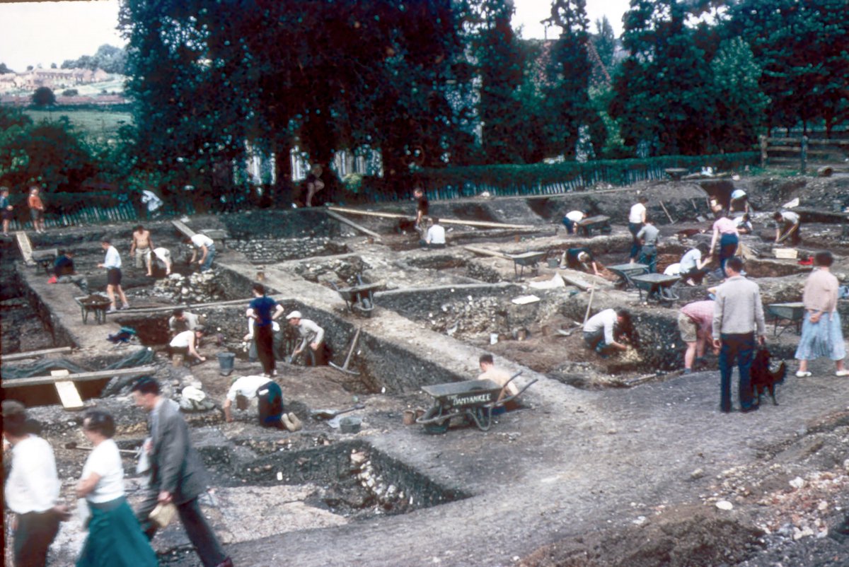 Excavation of half-timbered shops at Verulamium romansociety.org/Imago/Image-De…