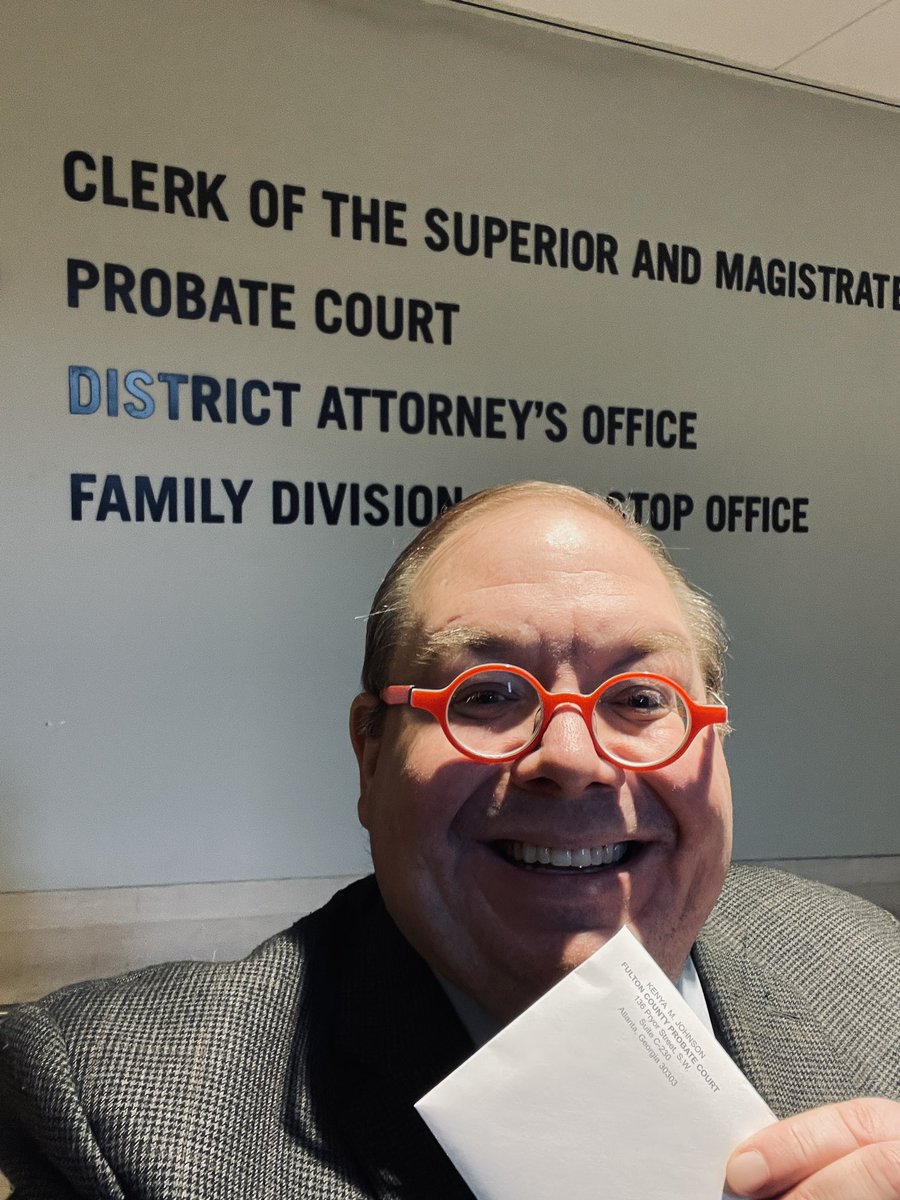 lawyerschiff's tweet photo. I dominated the first leg of today’s mission and those documents have been hand received. 🥳🤩🤓

Now on to a consent DL hearing before some sort of nap/lunch/siesta, #PowerTuesday. https://t.co/b5nf4tBmqy