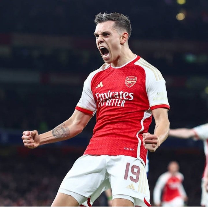 This will go down in History as iconic: never underestimate Leandro

#arsenal #afc #belgian #Maestro 
#porto #ChampionsLeague #wegoagain #Bayern #Munich 
#tuchel #kaneotikoimasai