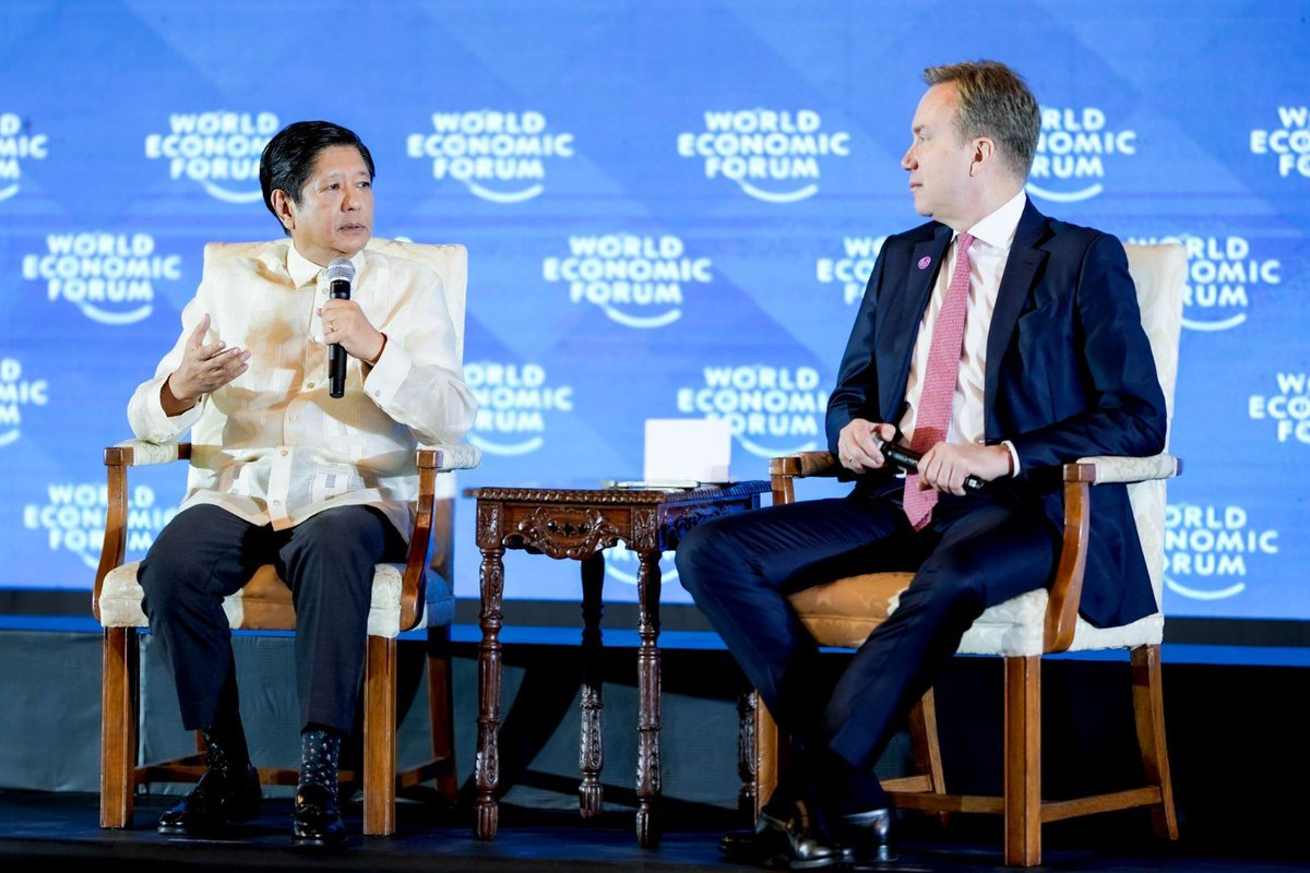 borgebrende's tweet photo. I was delighted to discuss with President Marcos how to build on the positive momentum in the Philippines and set its economy on an even higher growth trajectory. My gratitude to the government for hosting the Forum and to the participants of the  Roundtable. @bongbongmarcos https://t.co/zcr3jryDBl