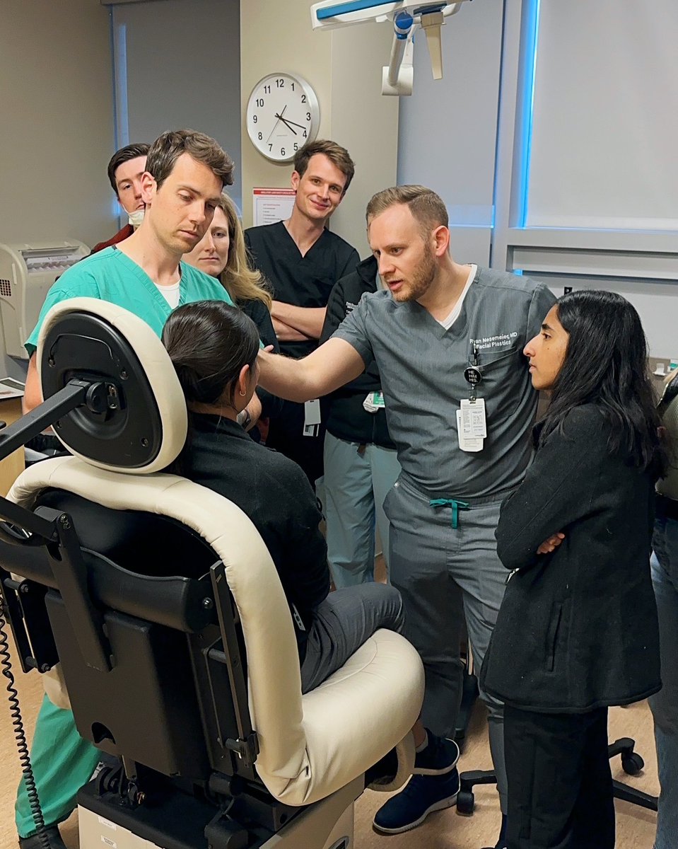 OhioStateENT's tweet image. A handful of our #residents learned about periorbital Botox injections and practiced forehead injection techniques at their quarterly #botox training session. 💉🤓
 
#FacialPlasticSurgery #ohiostateent #residency