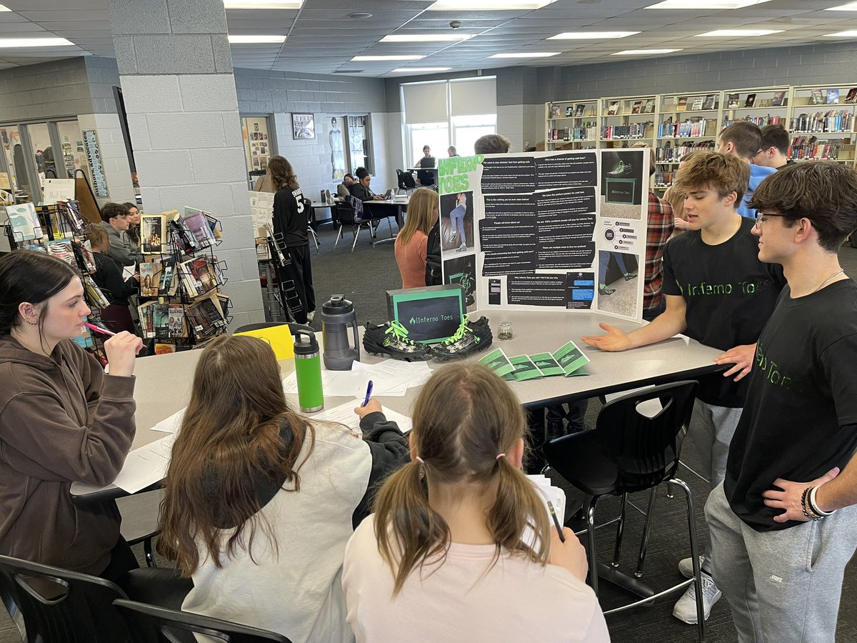 RLSD_Beavers's tweet photo. Riverside Campus SIDE 1 students have been designing their own unique entrepreneurship products this semester. 

Today, the students displayed their products during a Entrepreneurship Fair &amp; discussed their creations with staff &amp; students.  
Great work by all!
 #WeAreRiverside https://t.co/mbSYj0f7UH