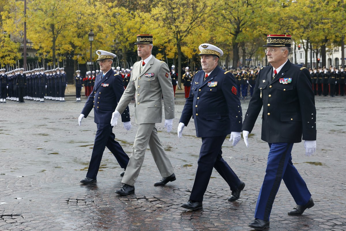 le_Parisien's tweet photo. L’armée de Terre française « se tient prête » et se prépare aux engagements « les plus durs »
➡️ https://t.co/oupHTN1ALE https://t.co/AHKY8Gn0NV