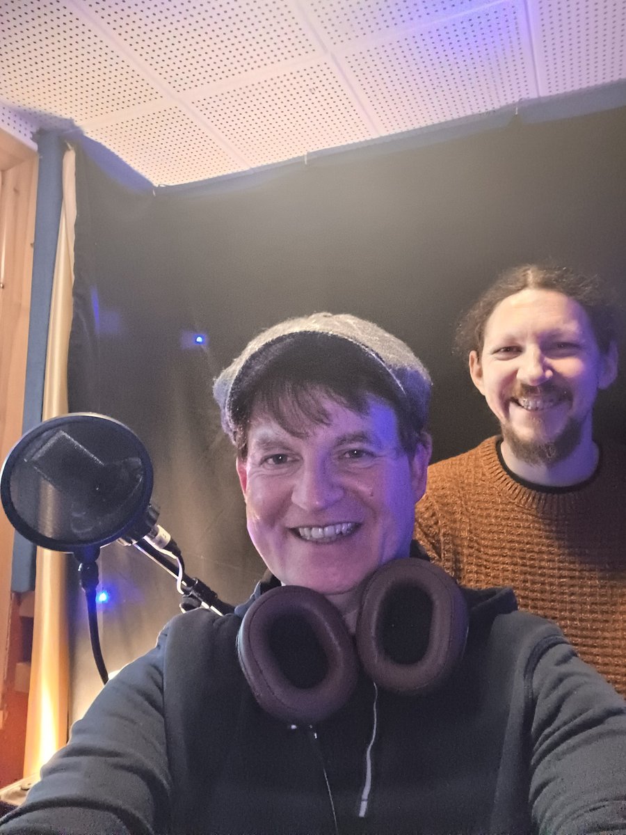 That's a wrap on the new book from Rock n Roll Scientist @laoneill111 Luke O Niell from us here @start_together studios. Produced with genuis by Niall Doran and narrated by yours truly. Its a cracker!! @Bolindaaudio @AudioFileMag