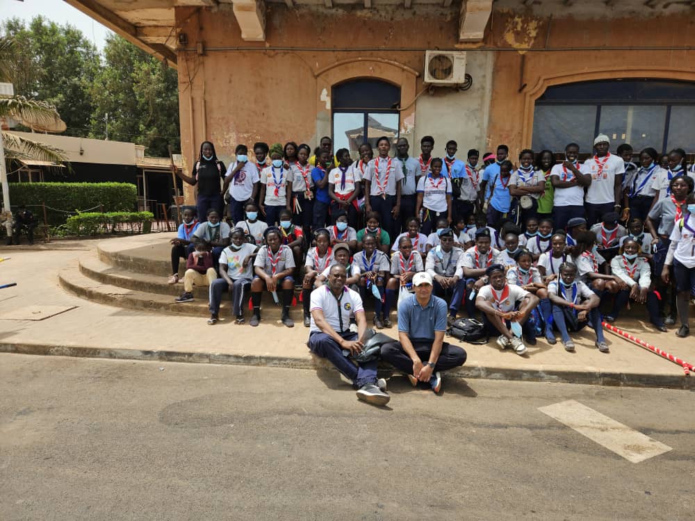 tjtalat's tweet photo. @ToilyKurbanov @Waseem_Ashraf @UNVPakistan Greetings from Guinea-Bissau too https://t.co/iDFLDlV52O