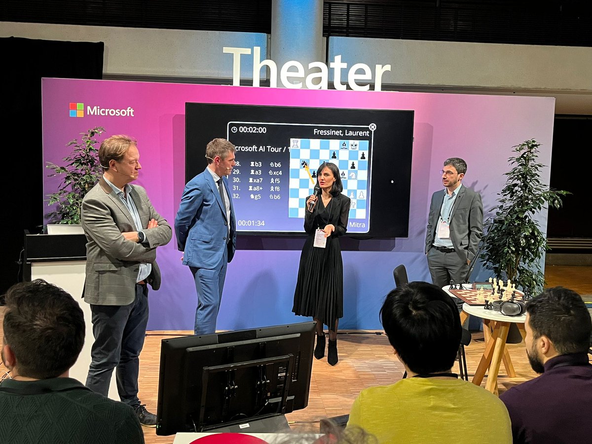 ffechecs's tweet image. Deux grands champions d'#Échecs pour illustrer l’impact concret de l’#IA !
@MitraHejazipour, Championne de France en titre, et @FressinetL, double Champion de France, se sont affrontés dans un match au format innovant pendant le Microsoft AI Tour !
▶️ssh.ffechecs.fr/2024/03/19/le-…