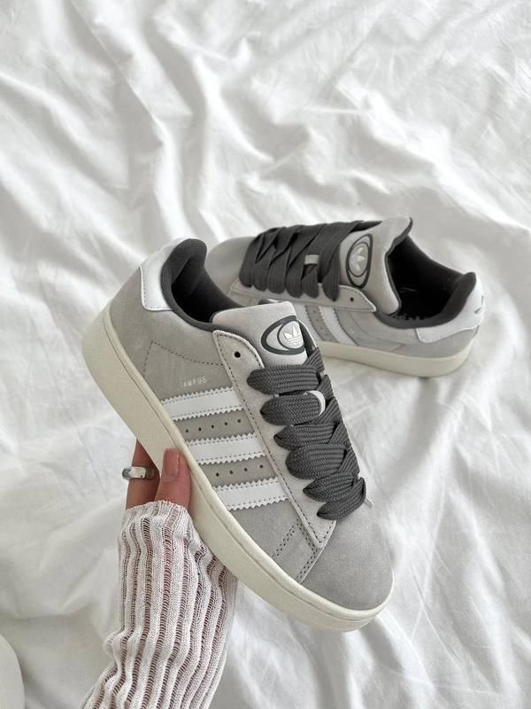 SelectOutfit's tweet photo. adidas campus https://t.co/gGRBC9p18D