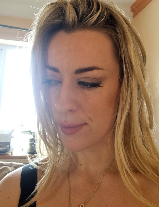 Who's excited for Spring <3 ❤️ https://t.co/3klonJvhS0<a href="/tag/nudes"class="tags"><span>#nudes</span></a><a href="/tag/freeof"class="tags"><span>#freeof</span></a>