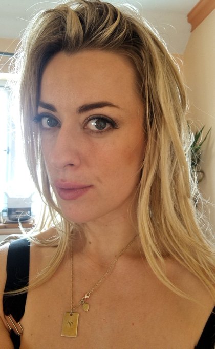 Who's excited for Spring <3 ❤️ https://t.co/3klonJvhS0<a href="/tag/nudes"class="tags"><span>#nudes</span></a><a href="/tag/freeof"class="tags"><span>#freeof</span></a>