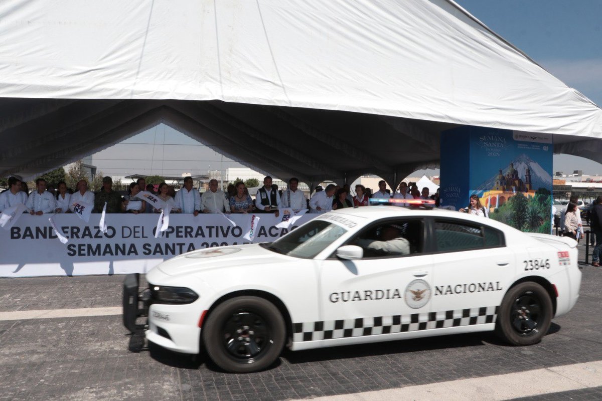 SSPGobPue's tweet photo. Se informa sobre la implementación del operativo “Semana Santa Puebla 2024”. 

📅Del 25 de marzo al 5 de abril se reforzarán acciones de vigilancia para salvaguardar la integridad del turismo local, nacional y extranjero.

🤝Más de mil 340 elementos de esta secretaría sumarán labores con @SEDENAmx, @SEMAR_mx, @GN_MEXICO_  y autoridades municipales. 

Conoce más: https://t.co/GnDQ2Bd0GR