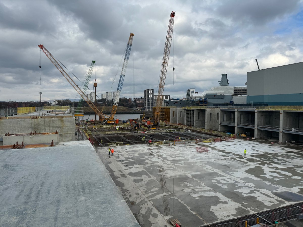 📸 Project update 📸 The main piling works at our @BAESystemsplc Glasgow site have been completed with the cofferdam pile installation due to complete later this month. #BuildingTogetherUnlockingPotential