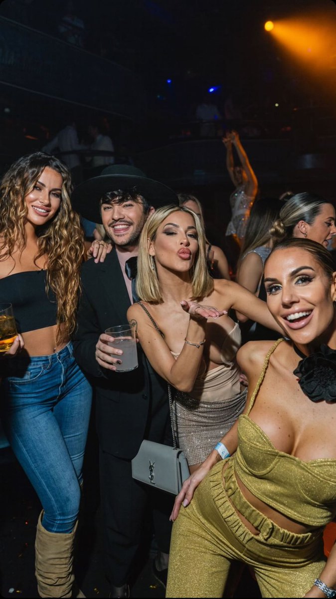 Ella y su gente 💞 #orianaMarzoli #Orianistas