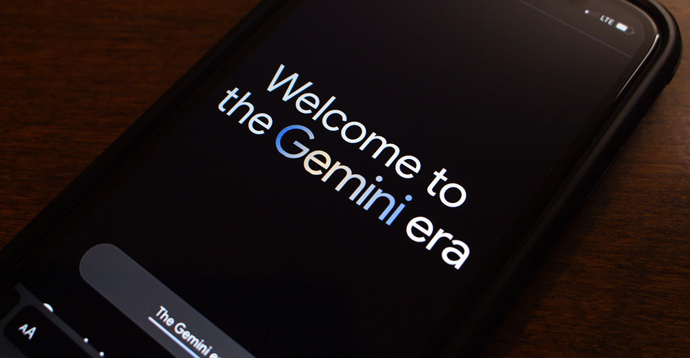 Apple and Google are huddling over a potential deal to bring the search king’s Gemini generative AI offerings to the iPhone. #AppleAI #GoogleAI #GeminiAI #GenerativeAI #iPhoneAI #AILicensing jpmellojr.blogspot.com/2024/03/apple-…