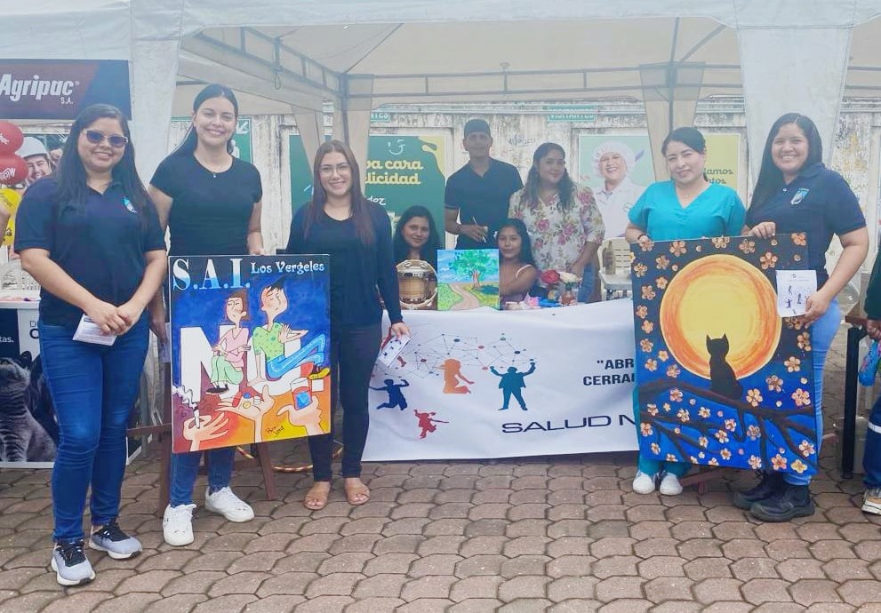 DPS_LosRios's tweet photo. #Milagro | En las instalaciones de la empresa @AzucarValdez ubicamos un stand Informativo de #SaludMental 🧠, para que la comunidad conozca sobre cómo manejar el estrés, ansiedad y depresión en la vida diaria. Además, socializamos los servicios que brinda el SAI #LosVergeles. https://t.co/4dd3DksnKf