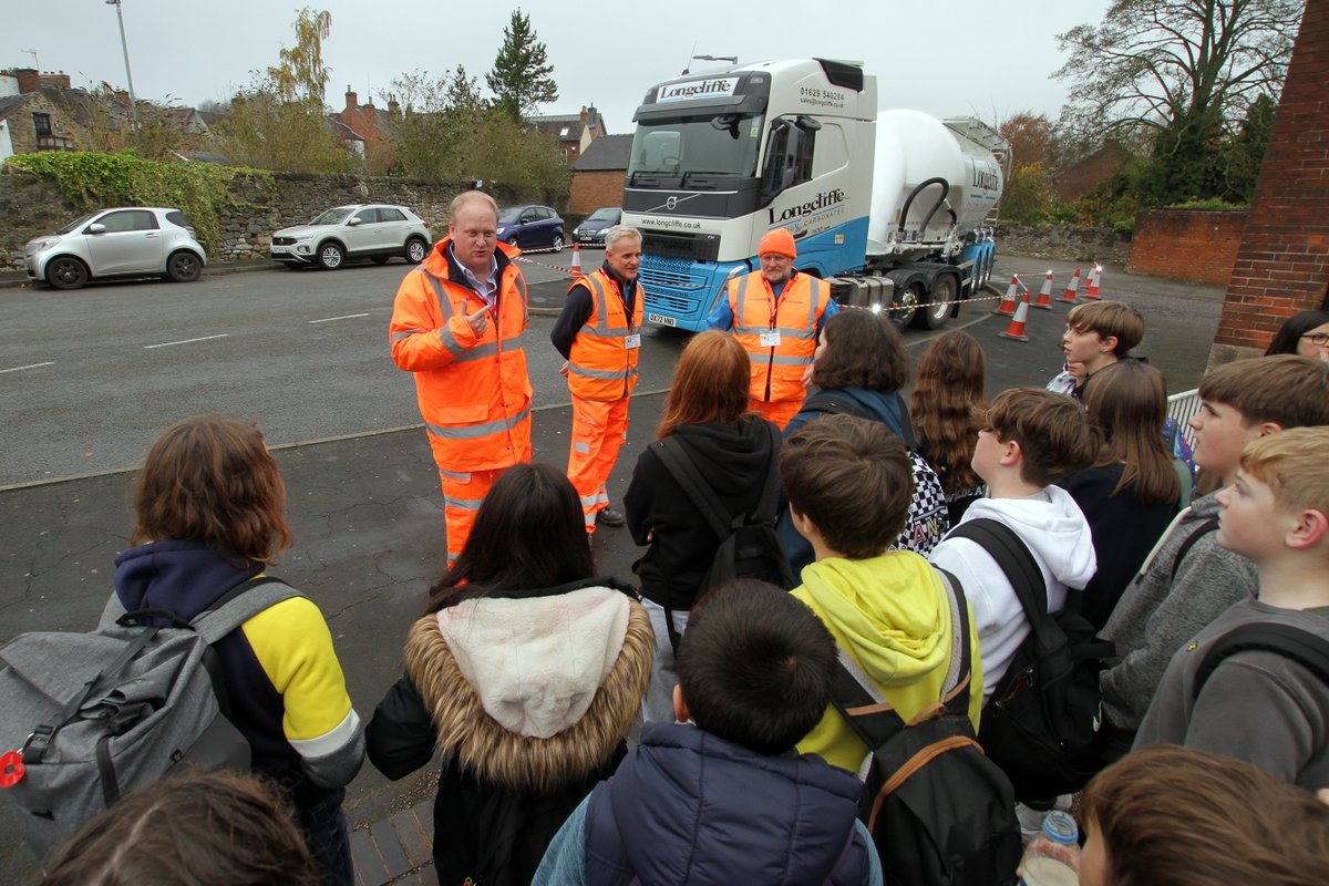 longcliffe's tweet photo. 🌿✨ Geology &amp; more at Longcliffe! Passionate about education, we partner with schools for hands-on learning in geology &amp; environmental sciences. 📚 Our MD, Paul Boustead, talks road safety with students. Inspiring the next generation! #LongcliffeCommunity  #RoadSafety https://t.co/MN0HjRFOmD