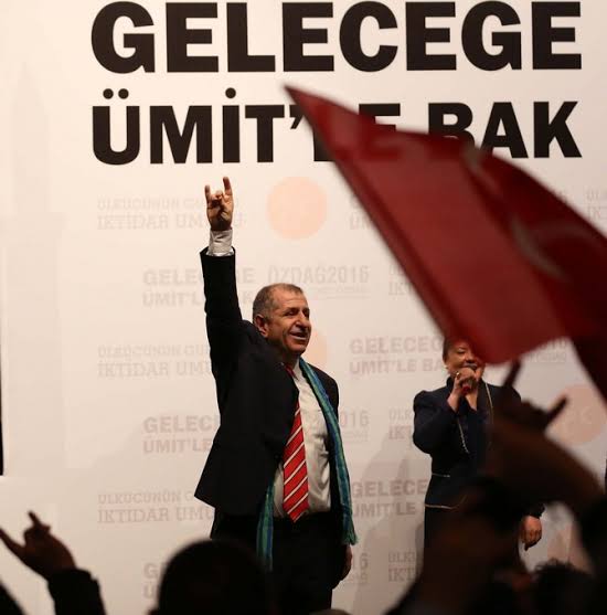 Ümit Özdağ:
“2028’de Cumhurbaşkanı adayıyım.”

Ümit Özdağ'ı Ben Desteklerim Ya Sen Destekler misin?
<a href="/umitozdag/">Ümit Özdağ</a>