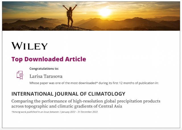 The 1st PhD paper of @madapegue on comparing global #precipitation products in #CentralAsia received Top Downloaded Paper #Award @RMetS @WileyGlobal 🏆 Great collaboration with @DanielMu11er @iamoLSG @HumboldtUni @UFZ_de 🏔️💧Open Access ➡️ doi.org/10.1002/joc.75…