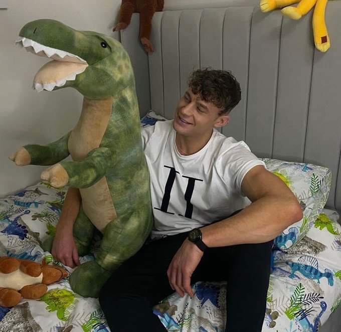 SLOTHS, DOGS, CATS, DOLPHINS&hellip;   COLLECTION OF SOLANA MEMES ISN&rsquo;T COMPLETE WITHOUT A CROC 🐊   $CRONK   @AltcoinGordon<a href="/tag/memecoins"class="tags"><span>#memecoins</span></a>