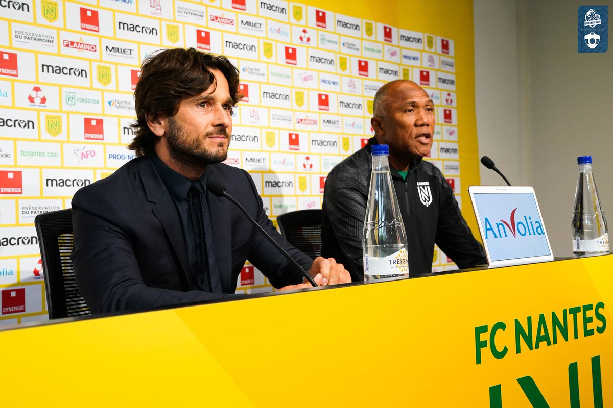 Ablinhoo's tweet photo. Franck Kita sur le retour de Kombouaré : 

"Les joueurs (cadres du vestiaire) m'en ont parlé un certain nombre de fois ensemble (ces derniers mois). [...] Les joueurs étaient ravis du retour d'Antoine"

#FCNantes #Komback https://t.co/PJstX85pzd
