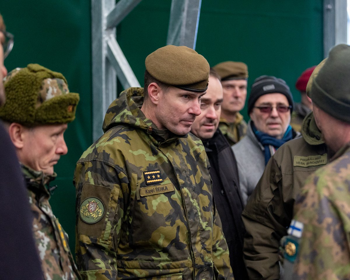 Kaartin jääkärirykm. tweet media