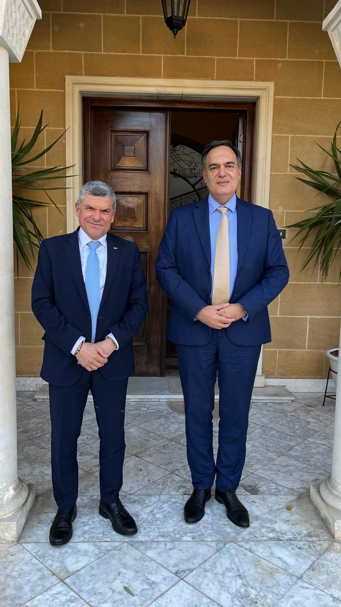 Εποικοδομητική συνάντηση με τον φίλο Πρέσβη της #Ελλάδας στην #Κύπρο Ιωάννη Παπαμελετίου. Μεταξύ άλλων, συζητήσαμε θέματα #εμπορικών σχέσεων μεταξύ των δύο χωρών, αλλά και την #ενεργειακή μας συνεργασία, με έμφαση στην προώθηση της ηλεκτρ. διασύνδεσης #Great_Sea_Interconnector.