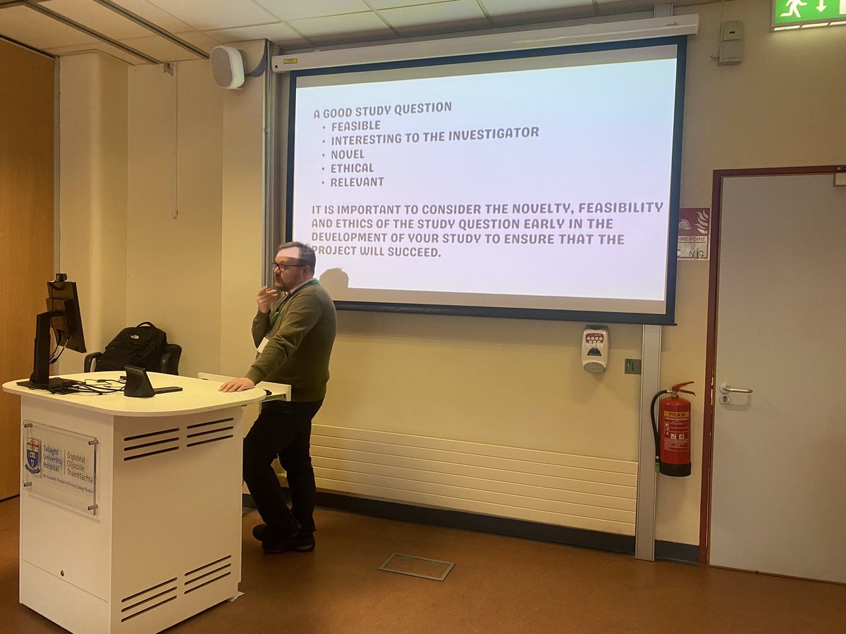 What does a good study question entail? Hear it from our PEM Prof <a href="/DrMBarrett/">Michael Barrett</a> 🤓