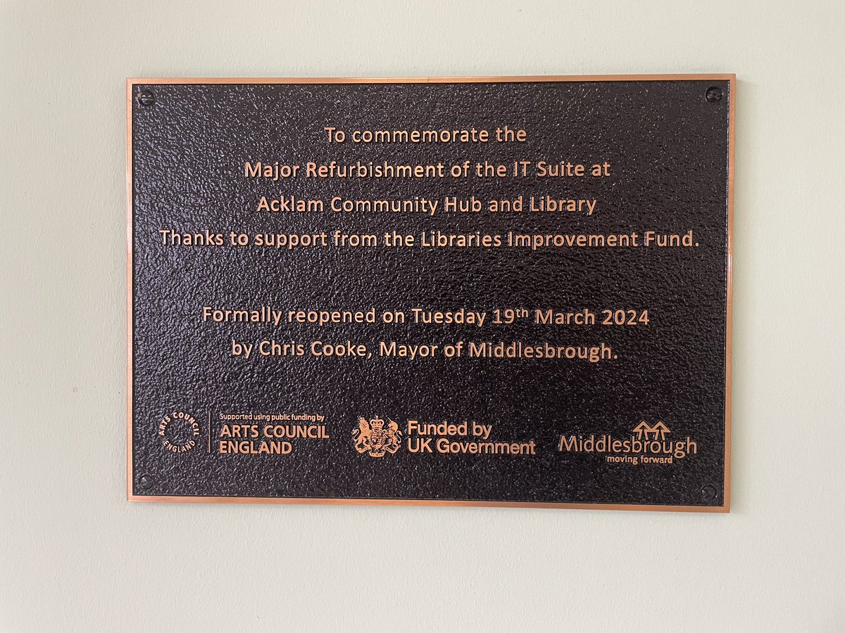 Luke Burton📚 tweet media