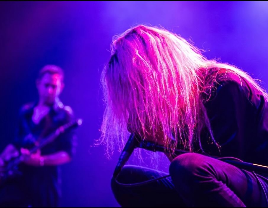 The Kills (@thekills) on Twitter photo Photos from the final show of our 31 date North American God Games Tour! Big thanks to <a href="/iamheartworms/">Heartworms</a> and <a href="/theparanoyds911/">THE PARANOYDS</a> for joining us. Next stop, London in May at <a href="/TroxyLondon/">Troxy</a>! Visit thekills.tv/tour#tour for tix! #GodGamesTour
📷: <a href="/jonbauer/">JON BAUER</a> and <a href="/staticandblur/">Static & Blur</a> Photos from the final show of our 31 date North American God Games Tour! Big thanks to <a href="/iamheartworms/">Heartworms</a> and <a href="/theparanoyds911/">THE PARANOYDS</a> for joining us. Next stop, London in May at <a href="/TroxyLondon/">Troxy</a>! Visit thekills.tv/tour#tour for tix! #GodGamesTour
📷: <a href="/jonbauer/">JON BAUER</a> and <a href="/staticandblur/">Static & Blur</a>
