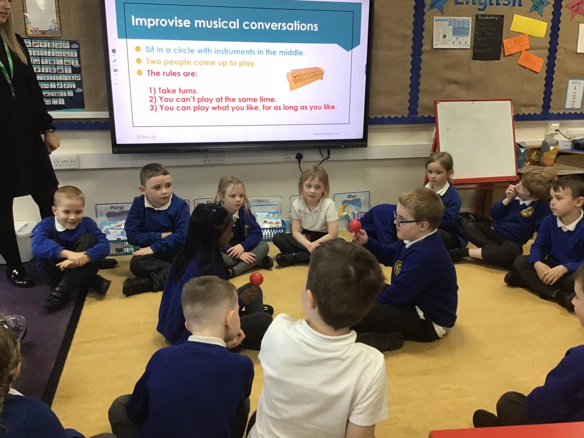 StPPPrimaryY1's tweet photo. Musical Conversations
We took it in turns to communicate with a partner using musical instruments 🥁
#music #singup @SingUpTweets @StPPPrimary https://t.co/UbHL2E00hY