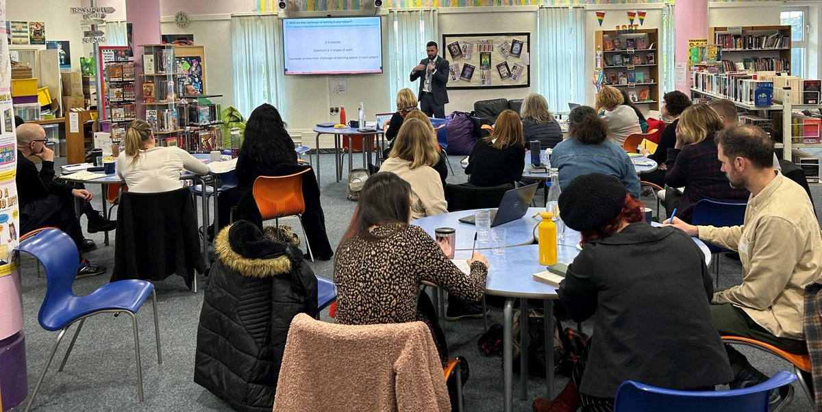 Great to welcome Brighton & Hove school leaders back for an engaging day 2 on the From Mitigation to Success programme, with @marcrowland73 & @MrCranePE