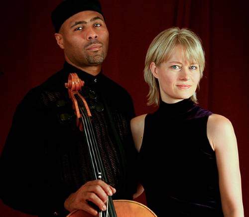 La Sala de Conciertos José White anuncia la presentación única este miércoles, a las 5:00 p.m., del laureado cellista cubano Douglas Vistel junto a la pianista alemana Almuth Krausser-Vistel, celebrando sus 30 años de vida artística conjunta.