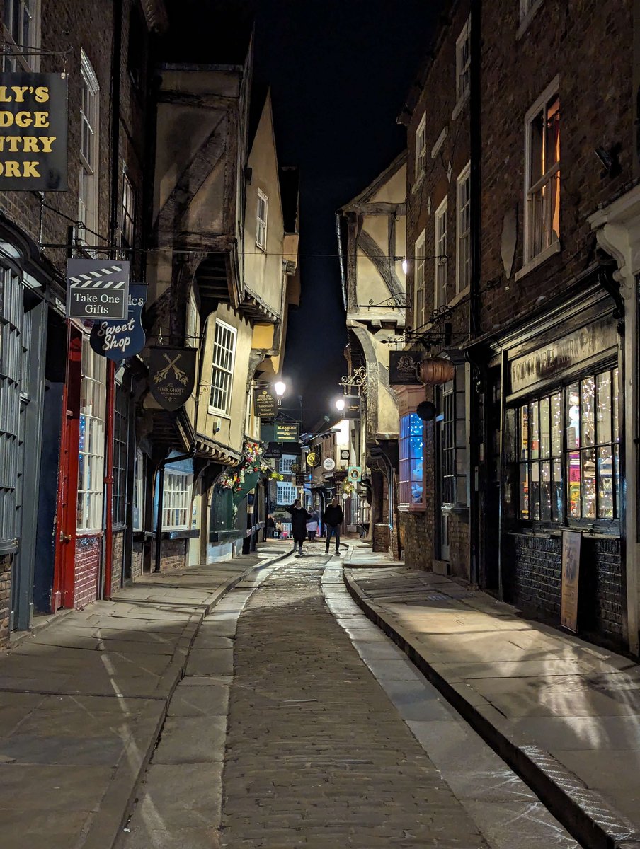 After a few days of playing board games at @aireconuk I headed to York to unwind. I've been to York countless times, but its streets are filled with a history that still enchants me.