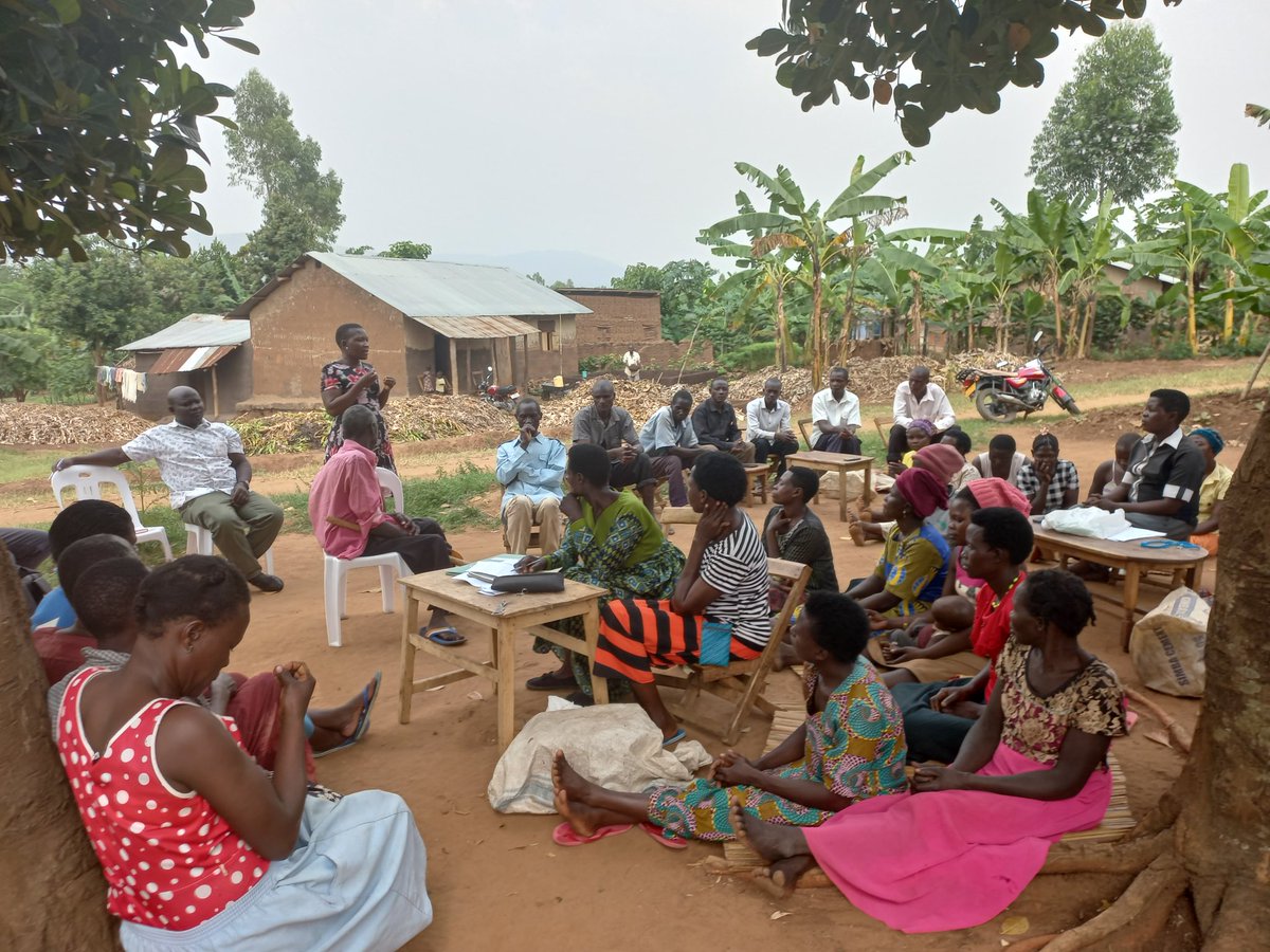 sizeofwales's tweet photo. 📢Rydym wrth ein boddau i gyhoeddi rydym yn derbyn grant newydd gan @WCVACymru  @walesandafrica

Bydd y grant yn helpu i grymwyso menywod yn Uganda i ddod i’r afael a newid hinsawdd
👉Hyrwyddo rolau arweinyddol i fenywod
👉Hyfforddiant yn amaeth goedwigaeth
👉Bywoliaethau gwydn https://t.co/HcpqOmdby4