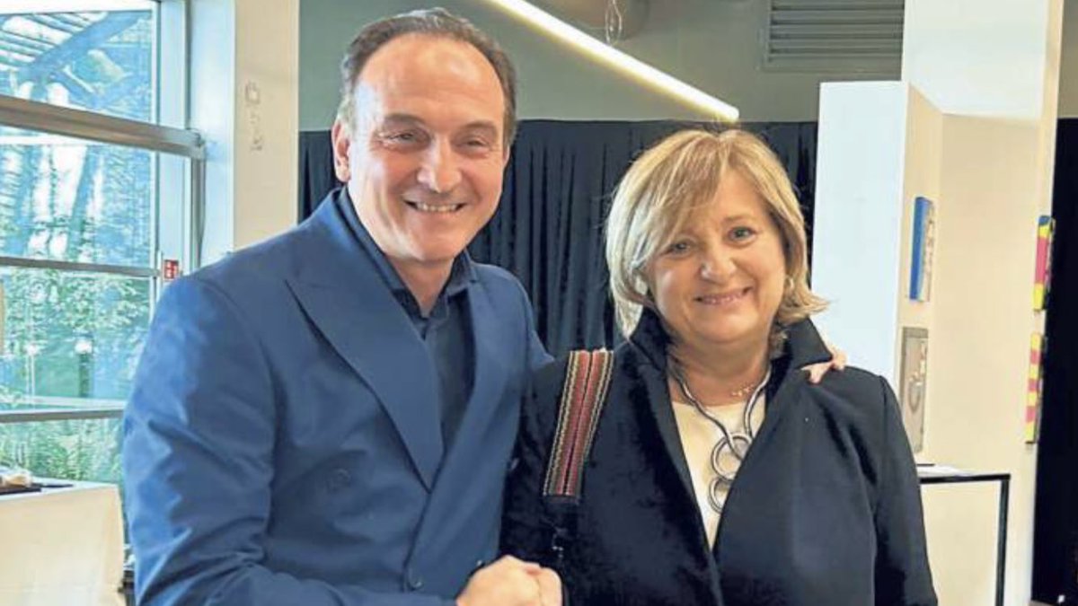 Lucasuper8's tweet photo. Marzo 2018-Facciamo mente locale, grazie.@agorarai @LaStampa @Corriere @Alberto_Cirio @lorusso_stefano @regionepiemonte @ElenaChiorino @DelmastroAndrea @g_crosetto @RaiNews @CronacaQui_To @matteorenzi @CarloCalenda @GiorgiaMeloni @repubblica @SkyTG24 @lucianinalitti @fabfazio https://t.co/RMCYdXbpTV