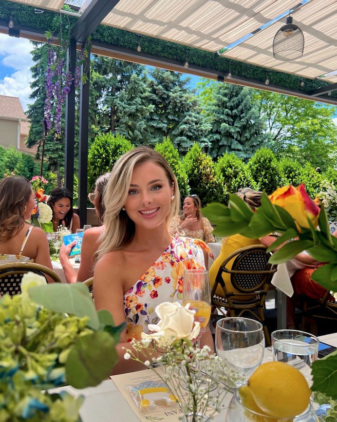 StefaniPrime's tweet image. Spring has officially sprung! Looking forward to many al fresco dining days ahead - happy #SpringEquinox! 🌷🥂🌿  #StefaniPrime #SpringDining
📷 @almedinazek