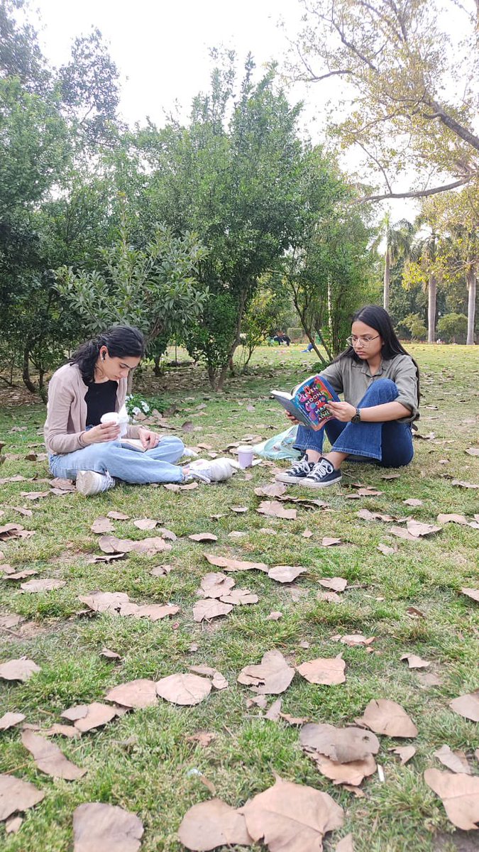 Lodhi Reads tweet media