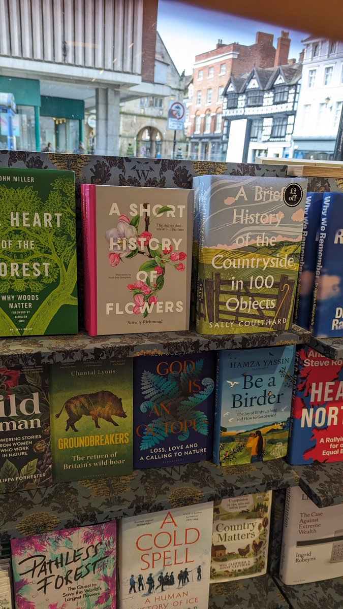 AdvollyR's tweet photo. Get your monies out! A Short History of Flowers 📚 Look 👀 who is in #Shrewsbury @Waterstones I am in rather good company too😏 📚 #books #Waterstones https://t.co/6aYCy8Ngt5