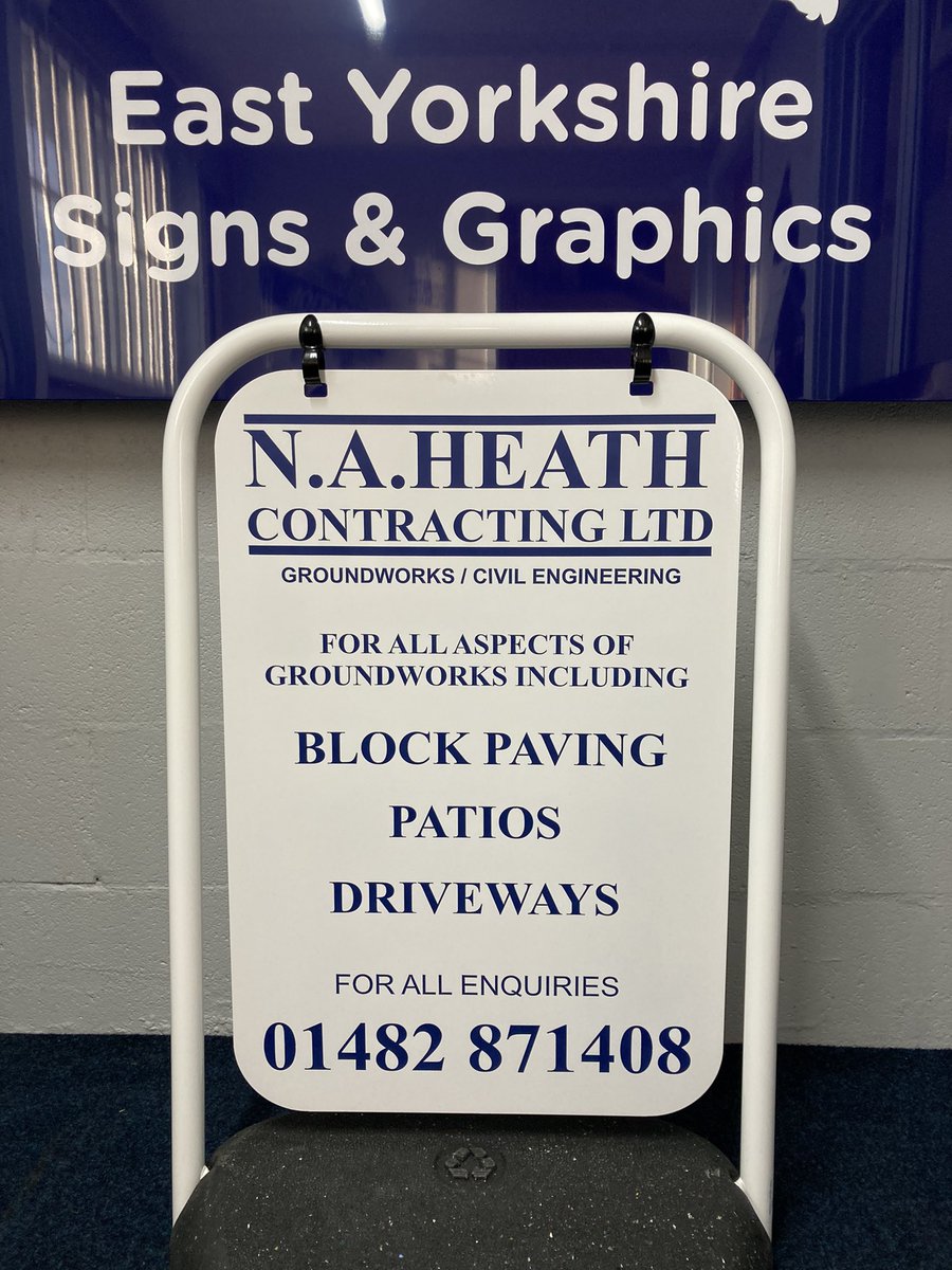 EYSG_BEVERLEY's tweet image. Pavement signs are an effective way to advertise your business and help attract new customers.

This one was recently completed for returning client, @n_a_heath_contracting 
Thank you once again for your business!
eastyorkshiresignsandgraphics.co.uk
#Business #Advertising #pavementsigns