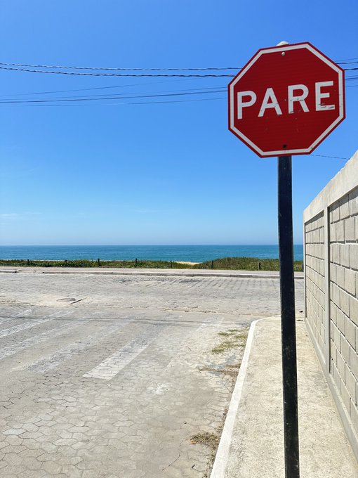 eu moro no para&iacute;so https://t.co/jIbsEx8ZNP